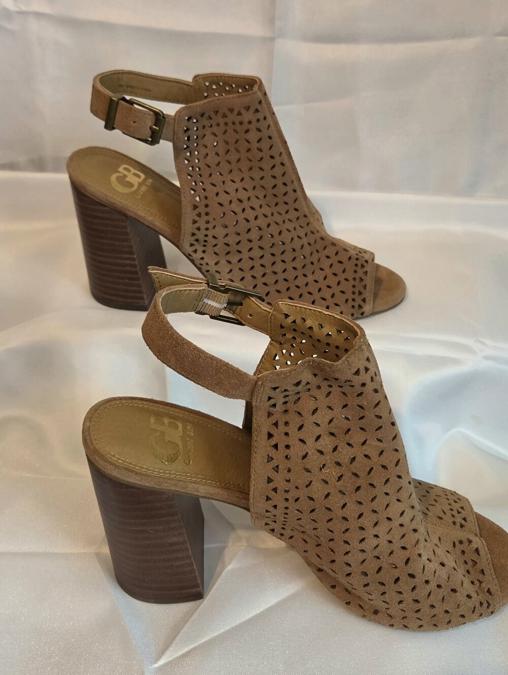 Gianni Bini Brand Leather Perforated Slingback Mules 8